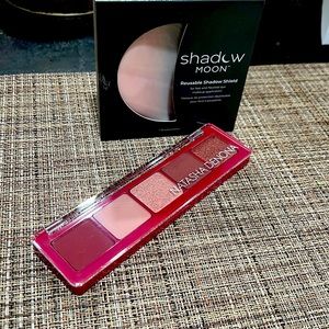 5 eyeshadow palette with shadow moon!